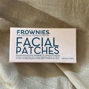 Frownies facial patches